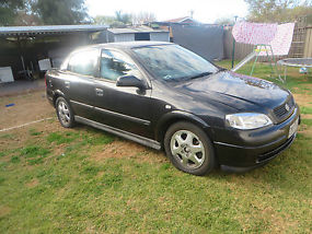 Holden Astra CD (2001) 4D Sedan 4 SP Automatic (1.8L - Multi Point F/INJ) 5... image 3