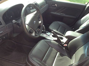 2010 Ford Fusion Sport Sedan 4-Door 3.5L image 4