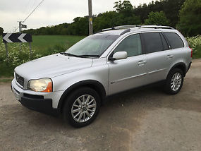 VOLVO XC90 D5 EXECUTIVE 2.4 AWD DIESEL GENUINE 89,000 MILES TRULY STUNNING 4X4