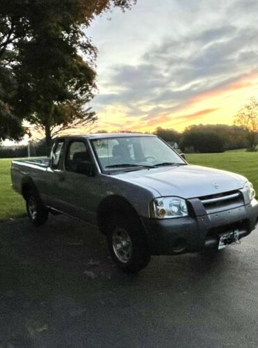 1 OWNER! 58K MILES STICK 2003 Nissan Frontier Pickup KING CAB XE 5 speed Manual image 2