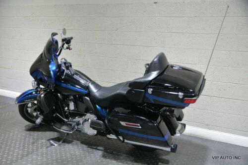 Blue Harley-Davidson FLHTCU with 26,676 Miles available now! image 4