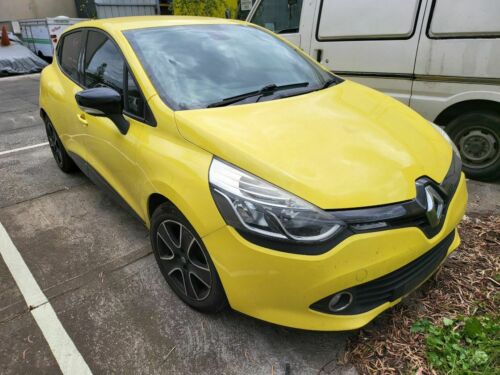 2013  Clio Expression Hatch Manual