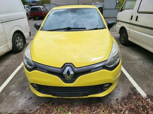 2013 Renault Clio Expression Hatch Manual image 1