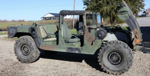 1994 AM General Humvee M998A1 Military H1 image 4