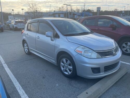 Brilliant Silver Metallic Nissan Versa with 92522 Miles available now! image 2