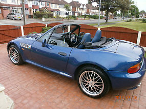 BMW Z3 CONVERTABLE ROADSTERSERVICE HISTORY image 2
