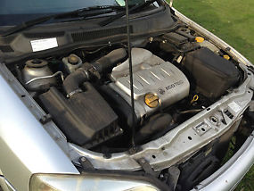 Holden Astra Equipe (2001) 4D Sedan 4 SP Automatic (1.8L - Multi Point F/INJ)... image 8