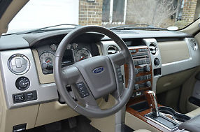 2010 Ford F-150 Lariat Crew Cab 4WD image 4