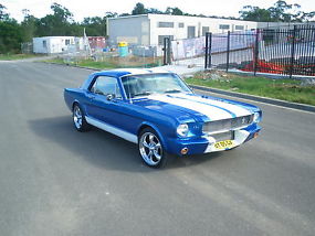 Ford Mustang (1966) 2D Hardtop 3 SP Automatic (4.7L - Carb) Seats image 2