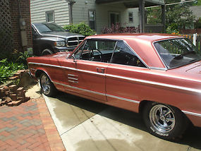 1966 Plymouth Sport Fury image 2