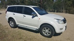 2010 GREAT WALL X240 SUV WITH 4WD image 2