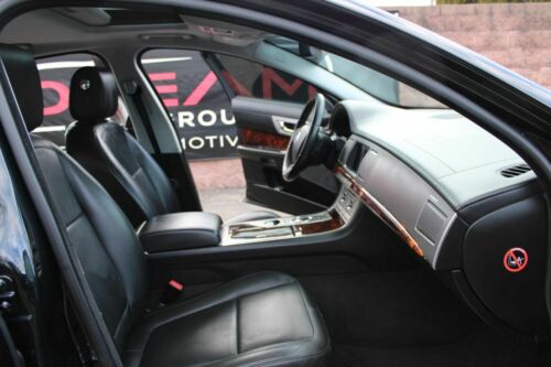 2011 Jaguar XF Premium image 8