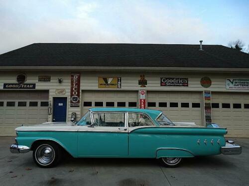 1959 FORD FAIRLANE for sale! image 1