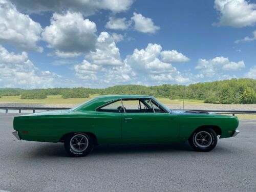 1969 Plymouth Roadrunner 4 Speed - Full Restoration, Mint Condition! image 8