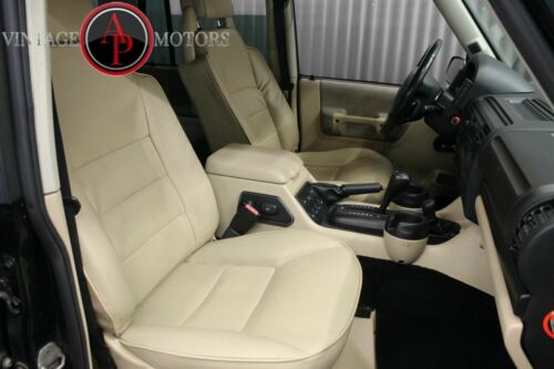 2003 Land Rover Discovery S WITH JUMP SEATS! image 4