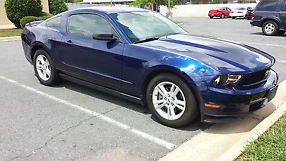 2012 Ford Mustang Base Coupe 2-Door 3.7L image 1