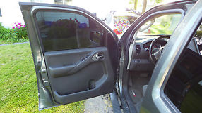 2006 Nissan Frontier Nismo Off-Road Crew Cab Pickup 4-Door 4.0L image 3