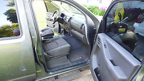 2006 Nissan Frontier Nismo Off-Road Crew Cab Pickup 4-Door 4.0L image 6