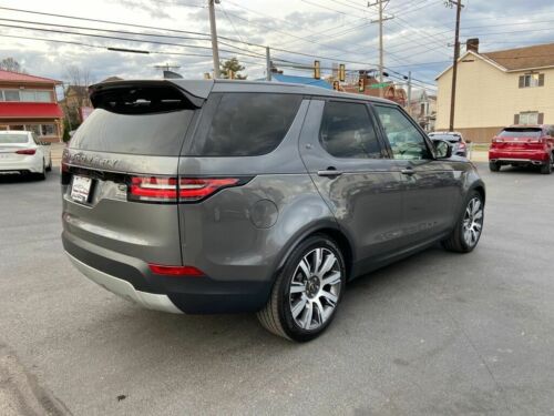 2017 Land Rover Discovery HSE AWD 4dr SUV image 3