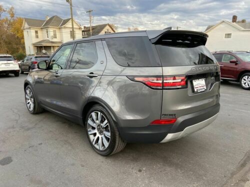 2017 Land Rover Discovery HSE AWD 4dr SUV image 8