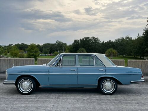 1966 Mercedes-Benz 250S , L.-Blue/White-Grey/Parchment, 4-speed MANUAL, BECKER * image 1
