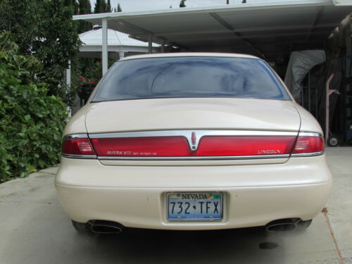 1998 Lincoln Mark VIII image 2