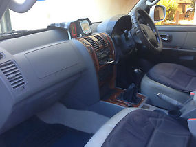 4WD Hyundai Terracan 2004 Model set up for travelling image 7
