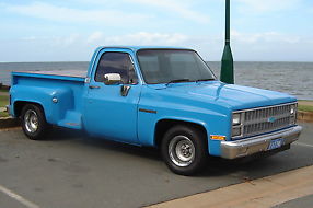 CHEVY PICK-UP TRUCK C10 