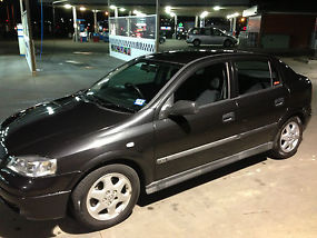 Holden Astra CD (2001) 5D Hatchback 4 SP Automatic