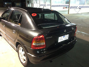 Holden Astra CD (2001) 5D Hatchback 4 SP Automatic image 3