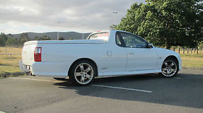 2002 VY SS Holden Ute image 1