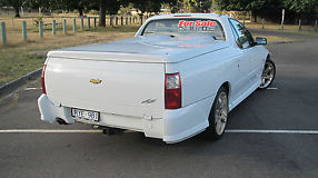 2002 VY SS Holden Ute image 2
