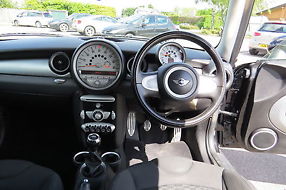 2010 Mini Hatch Cooper S 1.6 3Dr image 8