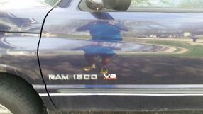 1999 Dodge Ram 1500-4-Door 5.2L V8 Midnight Blue exterior image 1