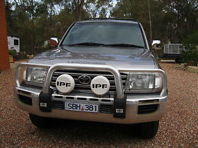 Toyota Landcruiser 100R GXL. V8 . Dual fuel. Low kms. Excellent condition