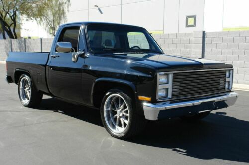 1987 GMC 1/2 Ton Pickup, Black with 71210 Miles available now!