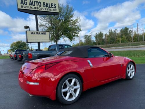 2005 Nissan 350Z Convertible Red RWD Automatic ROADSTER image 1