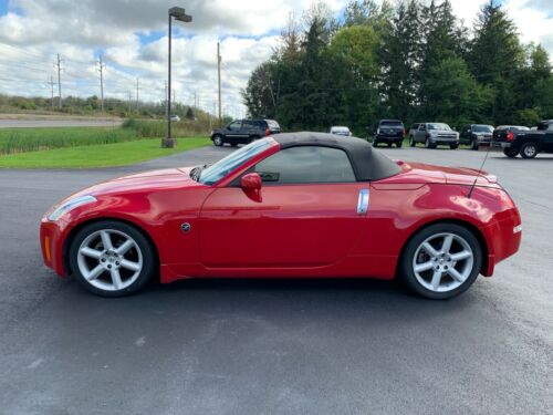 2005 Nissan 350Z Convertible Red RWD Automatic ROADSTER image 8