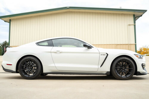 2016 Ford Mustang Shelby GT350 Coupe 104 Original Miles image 1