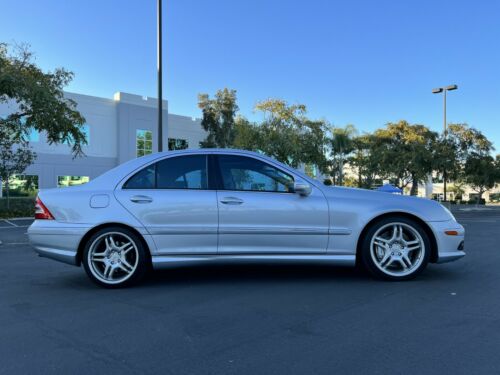 C55 AMG. LIKE BRAND NEW - ONLY 29K MILEAGE!!! image 5