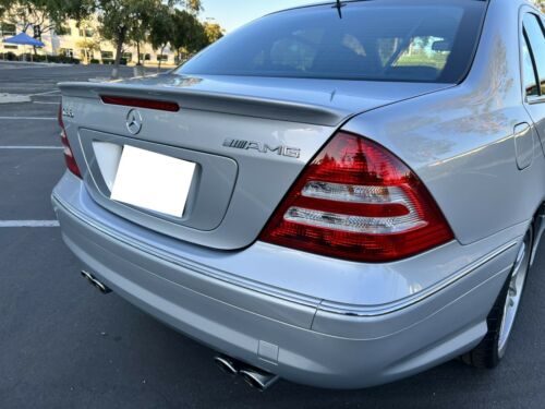 C55 AMG. LIKE BRAND NEW - ONLY 29K MILEAGE!!! image 7
