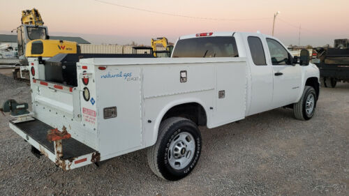 2012 Chevrolet 2500HD Extended Cab Utility Bed Truck CNG or Gas 6.0L image 5