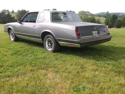 1986 MONTE CARLO RUST FREE ONE OWNER FOR 35YRS. image 6