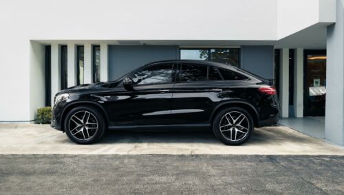 2019 Mercedes-Benz GLE AMG GLE 43 with 30035 Miles image 2
