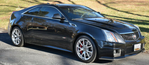 2015  CTS-V COUPE IN BLACK DIAMOND ONLY 10400 MILES!! 556 H.P. AUTO