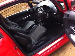 2008-08 Vauxhall Corsa VXR RED 6 SPEED RECARO INTERIOR image 6