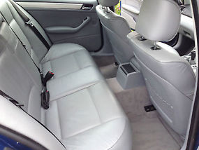 BMW 330iSE 2002 FSH - SPORTS LEATHER INTERIOR AND SUSPENSION image 6
