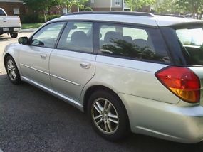 Very Clean and Great Running 2005 Subaru Legacy AWD image 5