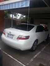 TOYOTA CAMRY 2008WHITE 136000KM WITH REGO 2015 APIRL AND RWC PROVIDED image 1