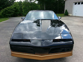 1984 pontiac trans am black gold with gold cloth interior under 10000 actulal mi 1984 pontiac trans am black gold with